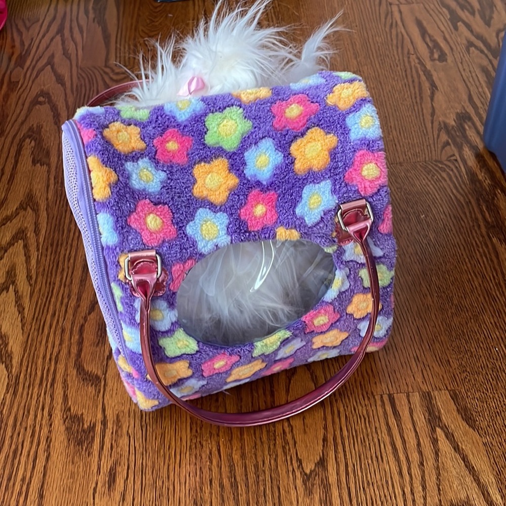 Pet carrier